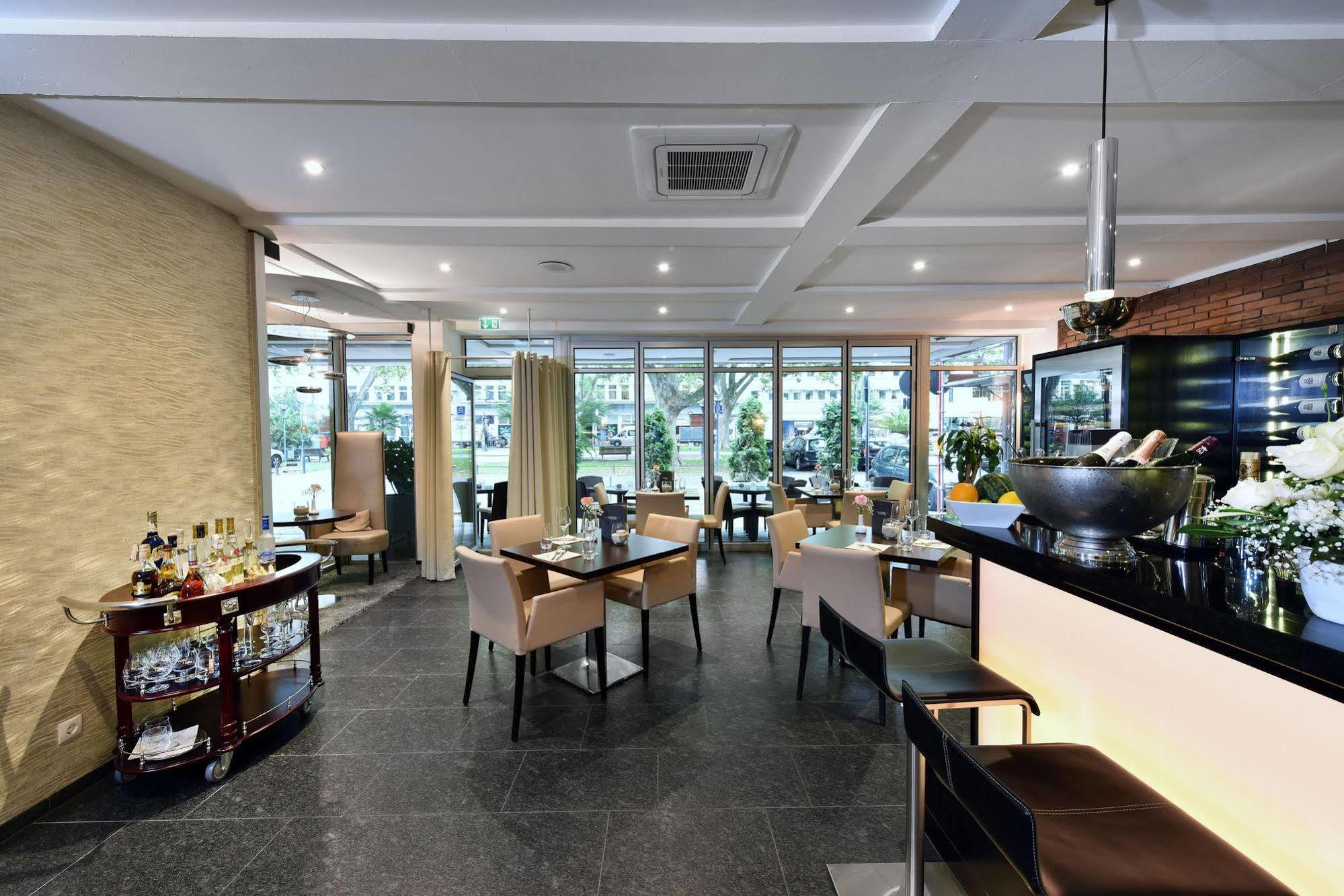Tulip Inn Ludwigshafen City Екстер'єр фото